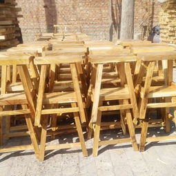 士偉木器 專業(yè)制作實(shí)木課桌椅，專注木材加工